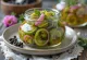 Мариновані банани, подані у банці